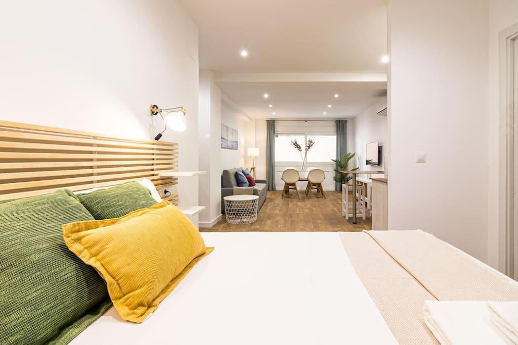 Malagueta Apartments Málaga Dış mekan fotoğraf
